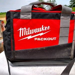 Millwaukee packout bag